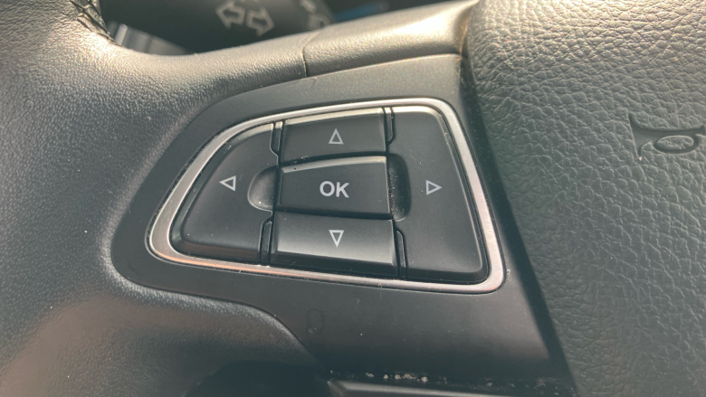 Ford Focus 1.0 EcoBoost Titanium 5dr Petrol Hatchback